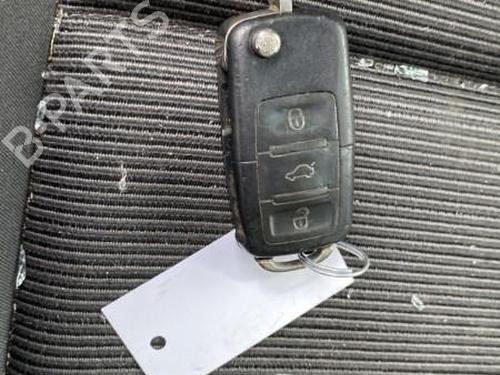 Left tailgate light VW GOLF V (1K1) 1.9 TDI | BP23765745C79 