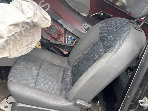 Hattehylde RENAULT TWINGO II (CN0_) 1.2 16V (CN04, CN0B) | BP31379426C85