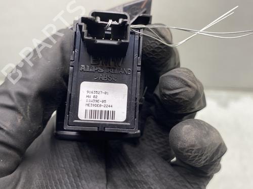 Used Right rear window switch Right rear window switch BMW 5 Touring (F11) 520 d (184 hp) 21386668 21386668