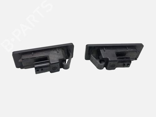 Used Licence plate light Licence plate light RENAULT CLIO V (B7_) 1.6 E-TECH 140 (B7MU) (140 hp) 40270579 40270579