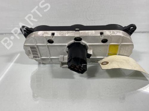 Used Climate control Climate control 20011631 20011631