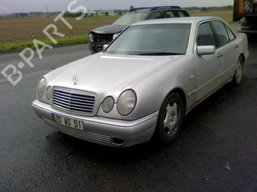 Grille MERCEDES-BENZ E-CLASS (W210)  | BP19987348C40 