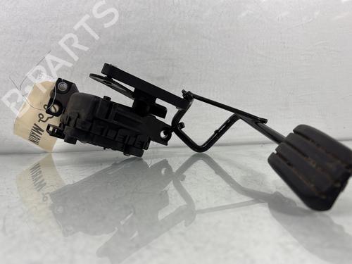 Pédale RENAULT CLIO II (BB_, CB_) 1.4 16V (B/CB0P, BB13) | BP29866830I4