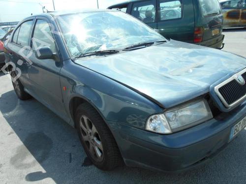 Left headlight SKODA OCTAVIA I (1U2) 1.9 TDI | BP20019584C28 