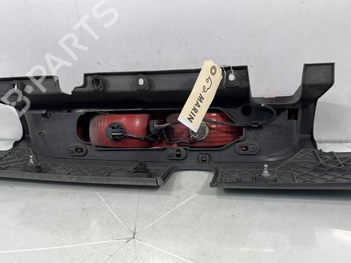 Used Right taillight Right taillight RENAULT TRAFIC II Van (FL) 2.0 dCi 90 (FL0H, FL00, FL01, FL0M, FL0P, FL0S) (90 hp) 33830932 33830932