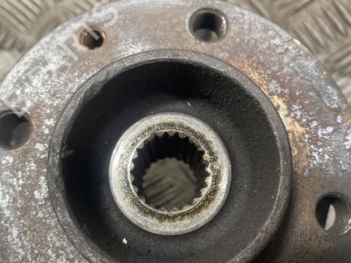 left-front-steering-knuckle-renault-kangoo-kc01_-1997-33484998 main image