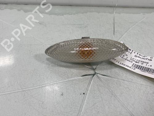 Blinklys fortil venstre TOYOTA YARIS (_P1_) 1.4 D-4D (NLP10_, NLP10R) (75 hp) 30933023