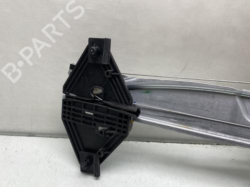 Used Front right window mechanism Front right window mechanism DACIA SANDERO III 1.0 TCe 100 ECO-G (101 hp) 31712340 31712340