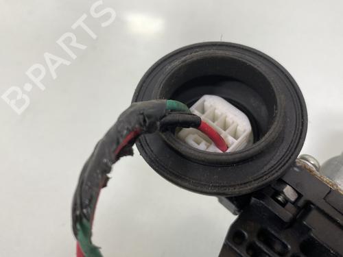 Front right window mechanism TOYOTA YARIS (_P9_) 1.4 D-4D (NLP90_, NLP90R) | BP28519635C23
