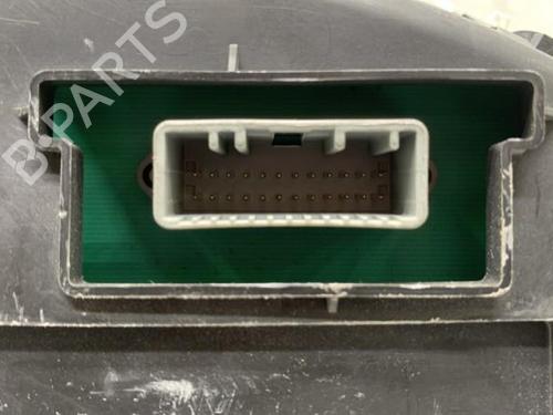 Used Instrument cluster Instrument cluster RENAULT MEGANE II Saloon (LM0/1_) [2003-2026] 19960735 19960735