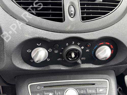 Front left door window RENAULT TWINGO II (CN0_) 1.5 dCi (CN0E) | BP30791152C18