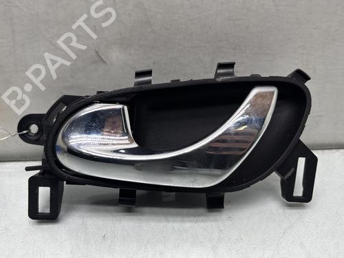 Used Front left interior door handle NISSAN QASHQAI II (J11, J11_) 1.2 DIG-T (115 hp) 30046402