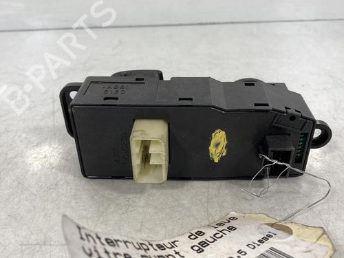 Left front window switch HYUNDAI H-1 / STAREX Bus (A1) | BP20002235I27 - Image 3