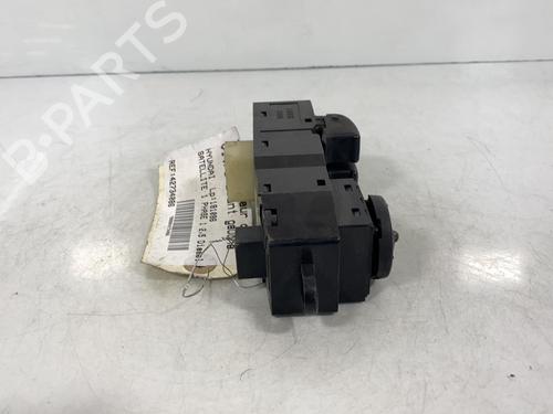 Left front window switch HYUNDAI H-1 / STAREX Bus (A1) | BP20002235I27 - Image 2