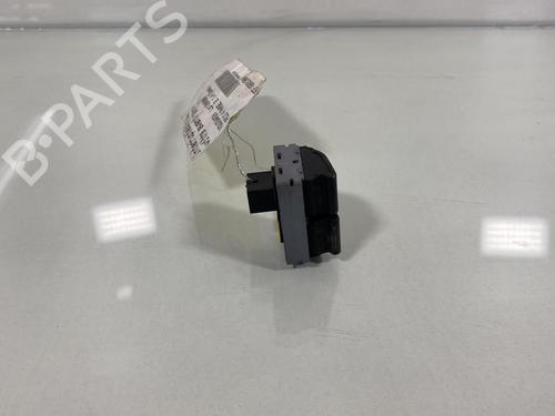 Used Left front window switch Left front window switch VW POLO IV (9N_, 9A_) 1.4 TDI (70 hp) 19996061 19996061