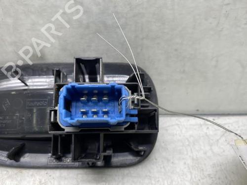 Mando elevalunas delantera derecho RENAULT MASTER III Van (FV) 2.3 dCi 125 FWD (FV0C, FV0D, FV0G, FV0H, FV0J, FV0K) | BP19960784I26 