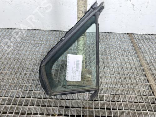 front-left-quarter-glass-toyota-yaris-_p13_-2010-2011-2012-2013-2014-2015-2016-2017-2018-2019-2020-25602203 main image