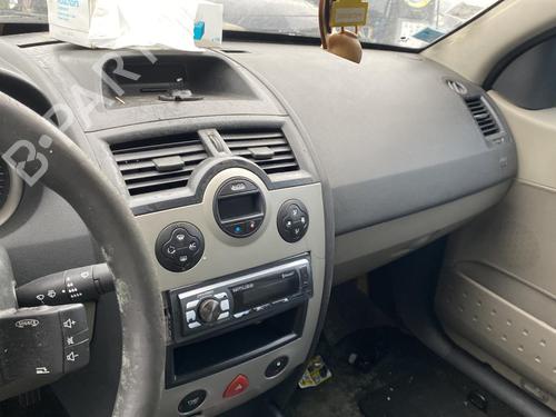 Fuse box RENAULT MEGANE II Saloon (LM0/1_) 1.9 dCi (LM0G, LM1G, LM2C) | BP23899811E1  - Image 11