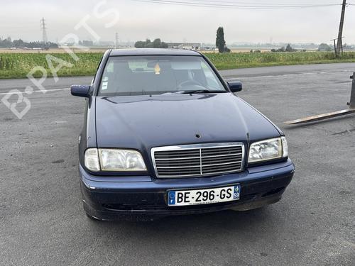 Brugte MERCEDES-BENZ C-CLASS (W202) C 200 CDI (202.134) (102 hp) 4200721