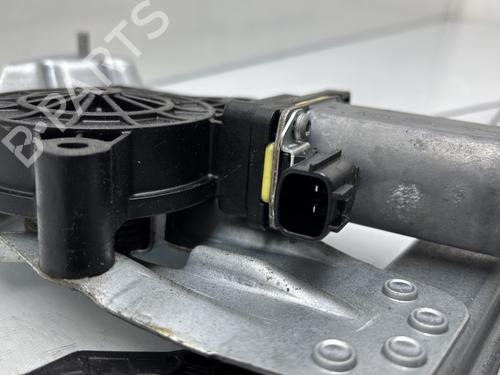 Used Front right window mechanism Front right window mechanism DACIA SANDERO II 1.2 (75 hp) 31834387 31834387