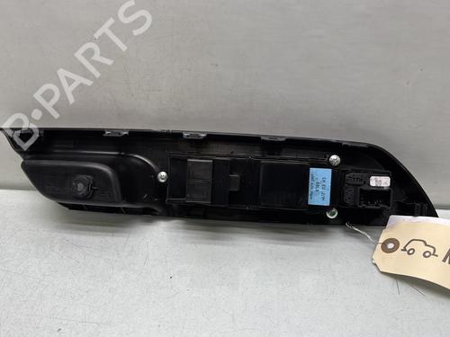 Used Left front window switch Left front window switch SUZUKI SWIFT IV (FZ, NZ) 1.2 (AZH412, ZC72S) (94 hp) 32495848 32495848