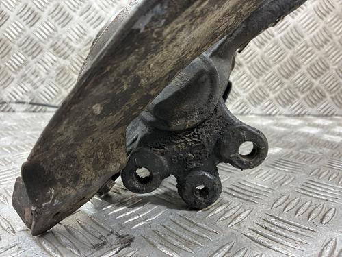 Used Left front steering knuckle Left front steering knuckle CITROËN C5 III (RD_) 2.0 HDi 150 / BlueHDi 150 (RDRHEA, RDRHE8, RDAHRM,... (150 hp) 34243372 34243372