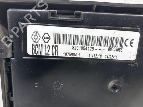 Fuse box RENAULT CLIO III (BR0/1, CR0/1) 1.5 dCi (C/BR0G, C/BR1G) | BP30887957E1 