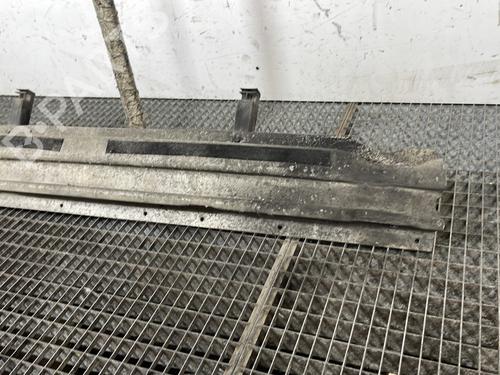 rear-bumper-reinforcement-audi-a4-b7-avant-8ed-2004-2005-2006-2007-2008-31877710 main image