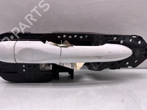 hjre-bagtil-udvendigt-handtag-renault-megane-iii-hatchback-bz01_-b3_-2008-32296973 main image