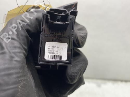 Right front window switch BMW 5 Touring (F11)  | BP21386670I26 
