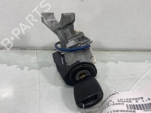 ignition-barrel-toyota-yaris-_p1_-1999-2000-2001-2002-2003-2004-2005-31641415 main image