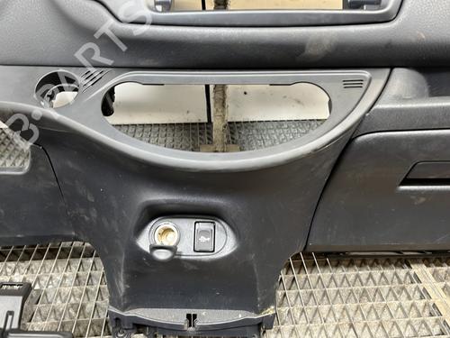 Dashboard TOYOTA YARIS (_P13_) 1.5 Hybrid (NHP130_, NHP130) | BP28475686C46 