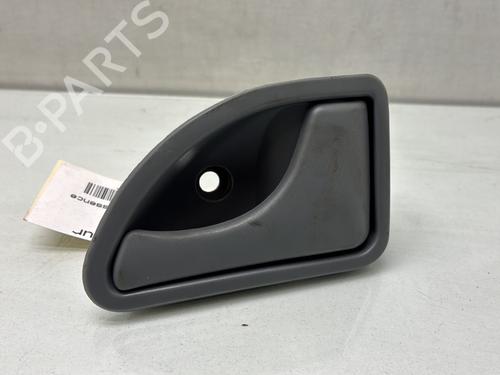 Used Front right interior door handle Front right interior door handle RENAULT TWINGO I (C06_) 1.2 16V (C060) (60 hp) 33724203 33724203