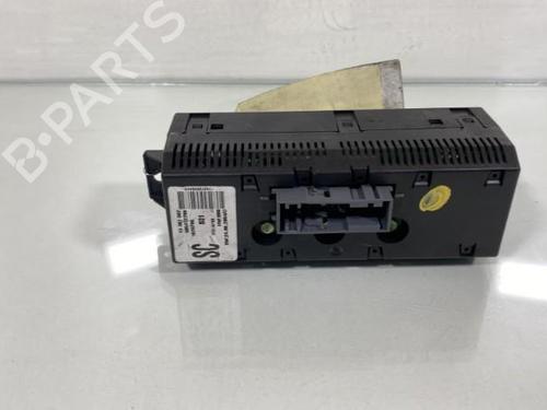 Used Display monitor Display monitor OPEL MERIVA A MPV (X03) 1.4 16V Twinport (E75) (90 hp) 20002053 20002053