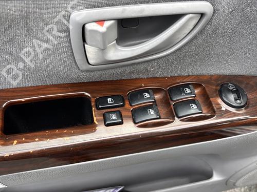 Left front window switch KIA SORENTO I (JC) 2.5 CRDi 4WD | BP32384074I27 