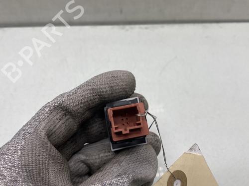 warning-switch-citroen-c3-iii-sx-2016-30297073 main image