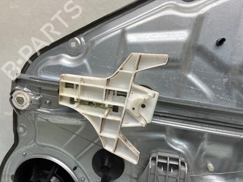Rear right window mechanism KIA CEE'D Hatchback (ED) 1.6 CRDi 115 | BP38230426C25 - Image 3