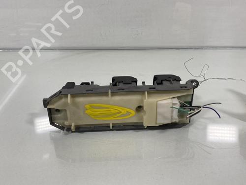 Used Left front window switch Left front window switch TOYOTA AURIS (_E18_) 2.0 D-4D (ADE186_, ADE186R) (124 hp) 20024037 20024037