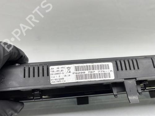 Used Instrument cluster RENAULT SCÉNIC II (JM0/1_) [2003-2010]  19971844