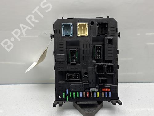 Used Fuse box PEUGEOT 308 I (4A_, 4C_) 1.6 HDi (92 hp) 31831404