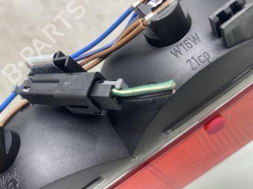 Used Third brake light Third brake light CHRYSLER PT CRUISER (PT_) 2.2 CRD (150 hp) 19990689 19990689