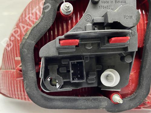 Left tailgate light VW TOURAN (1T3) 2.0 TDI | BP26656160C79 - Image 2