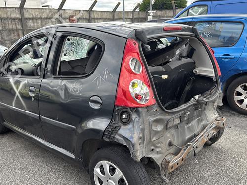 Front right window mechanism PEUGEOT 107 (PM_, PN_) 1.4 HDi | BP29286945C23 