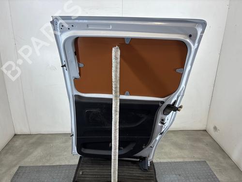 Used Right slide door Right slide door 38066405 38066405