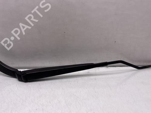 front-windshield-wiper-arm-renault-clio-iv-bh_-2012-2013-2014-2015-2016-2017-2018-2019-2020-2021-32125998 main image