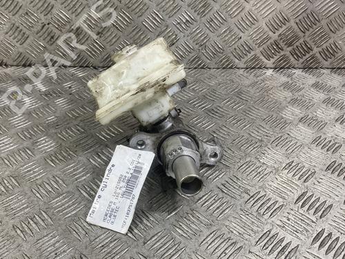 Used Brake master cylinder MERCEDES-BENZ M-CLASS (W166) ML 250 CDI / BlueTEC 4-matic (166.004, 166.003) (204 hp) 26020373