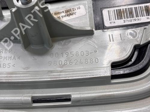 left-tailgate-light-citroen-c4-ii-nc_-2009-36364086 main image