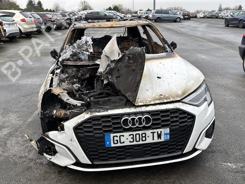 Steering wheel AUDI A3 Sportback (8YA, 8YF) 30 TFSI Mild Hybrid | BP31917500C49 - Image 11