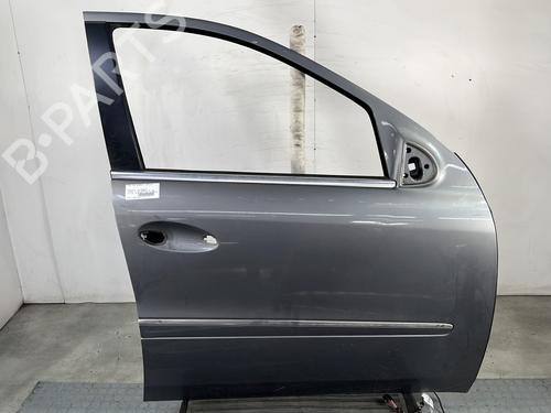 Used Right front door MERCEDES-BENZ M-CLASS (W164) ML 320 CDI 4-matic (164.122) (224 hp) 28301583