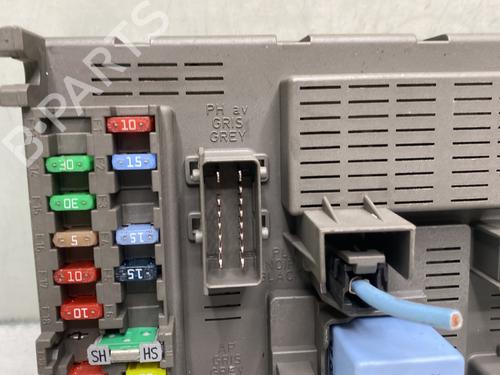 Fuse box PEUGEOT 807 (EB_) 2.2 HDi | BP29141918E1 